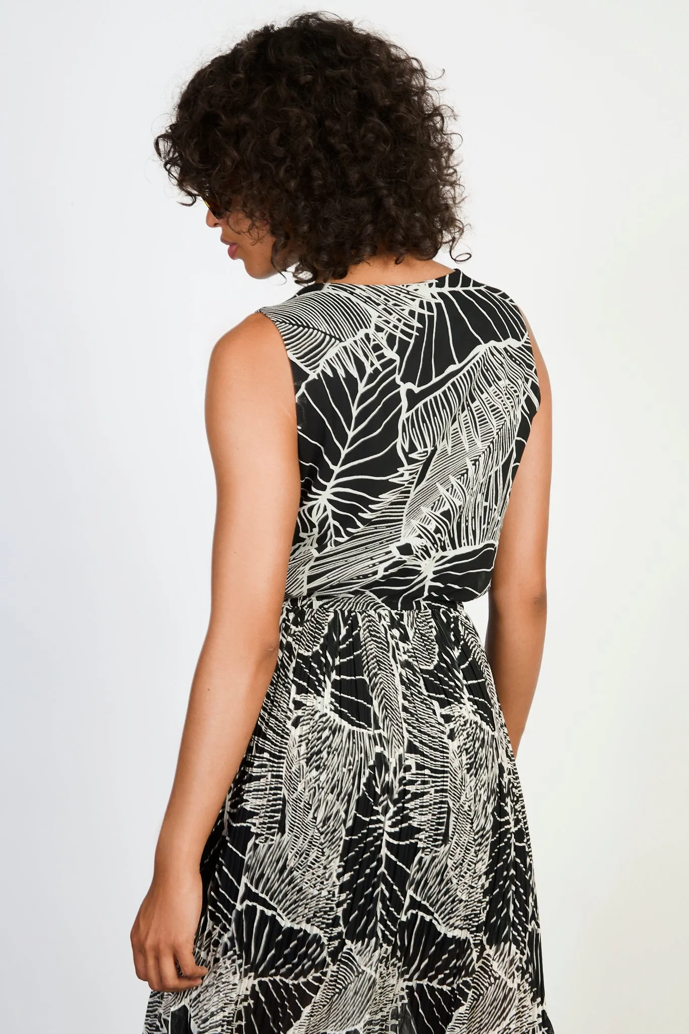 Black tropical floral print silky micro pleat maxi dress