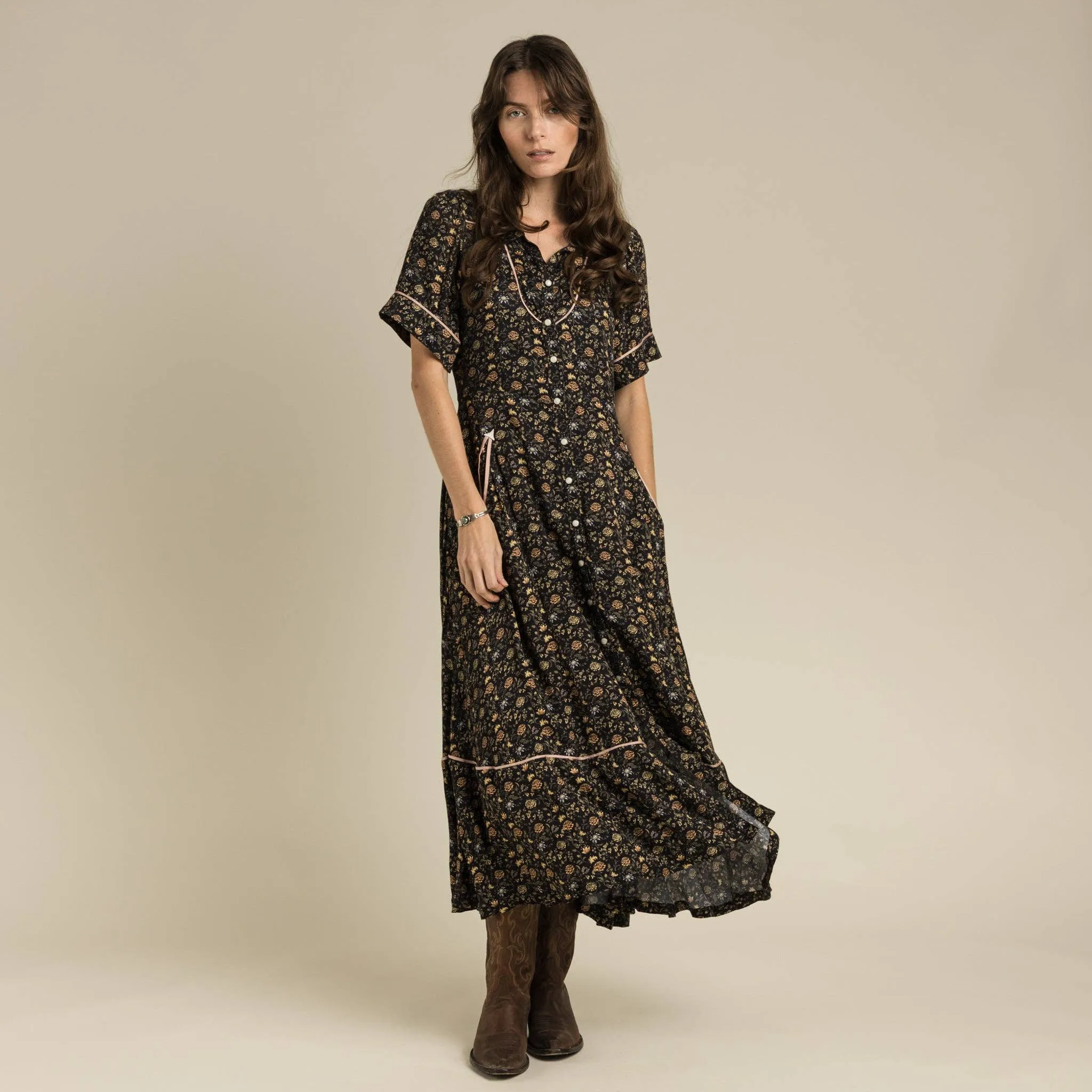 La Dahlia Dress - Black Floral
