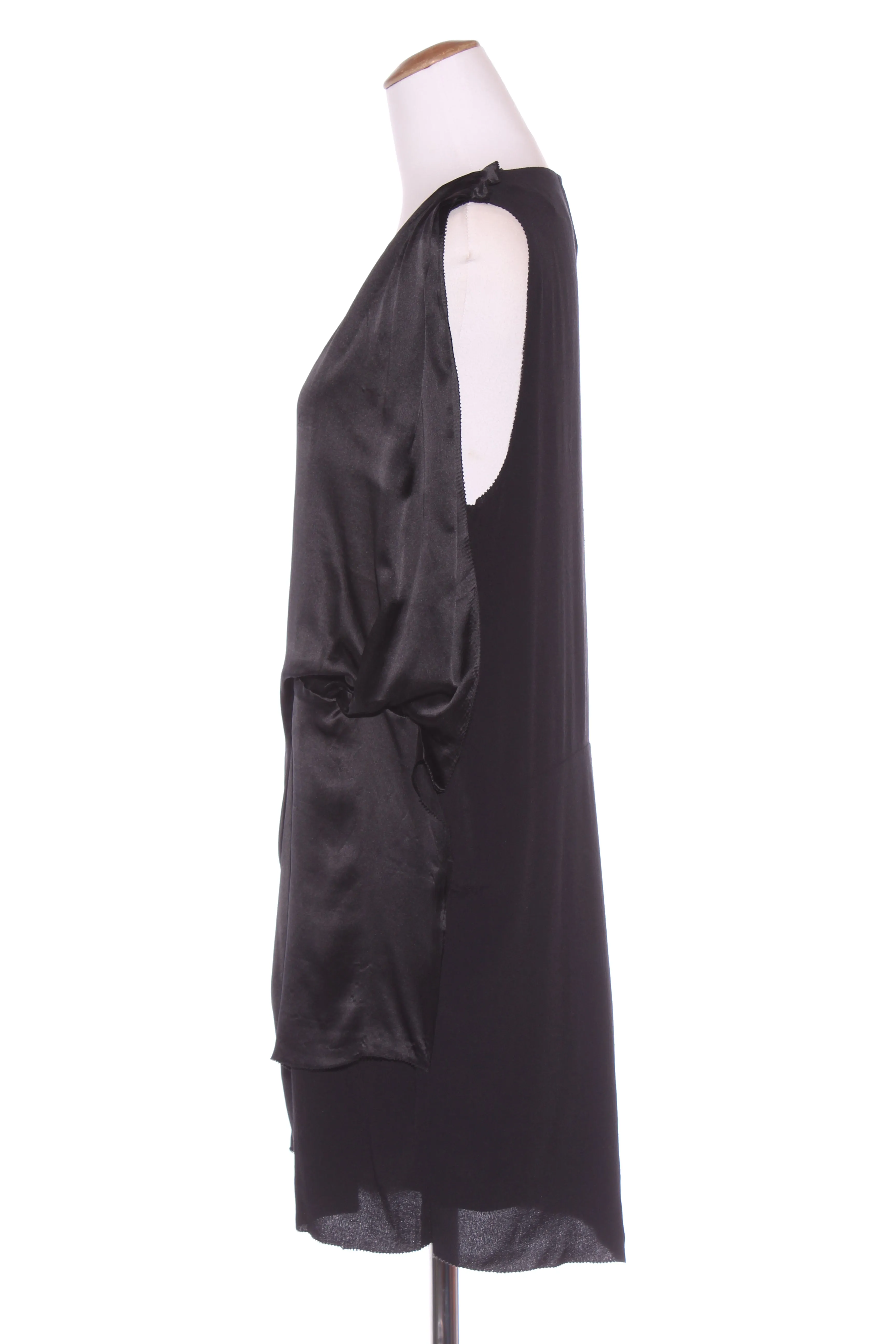 MAX - Pintuck detail silky panel dress! 12