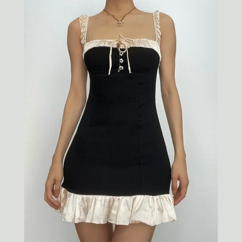 Sleeveless square neck ruffle patchwork contrast mini dress